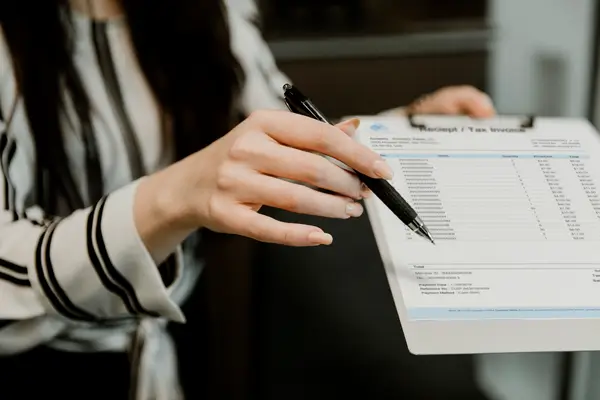 Firma De Recibos De Nomina Y Expedientes Laborales