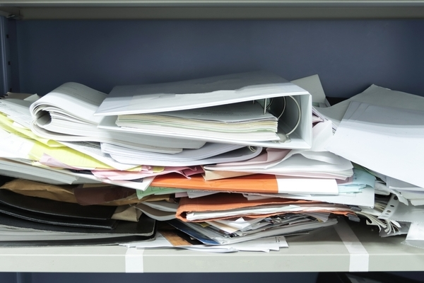 Archivar Y Organizar Los Documentos Fisicos Del Expediente Laboral